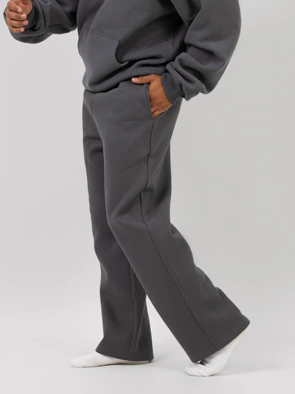 Comfrt Signature Straight Leg Sweatpants