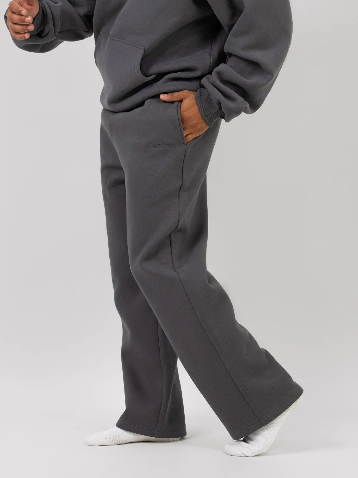 Comfrt Signature Straight Leg Sweatpants