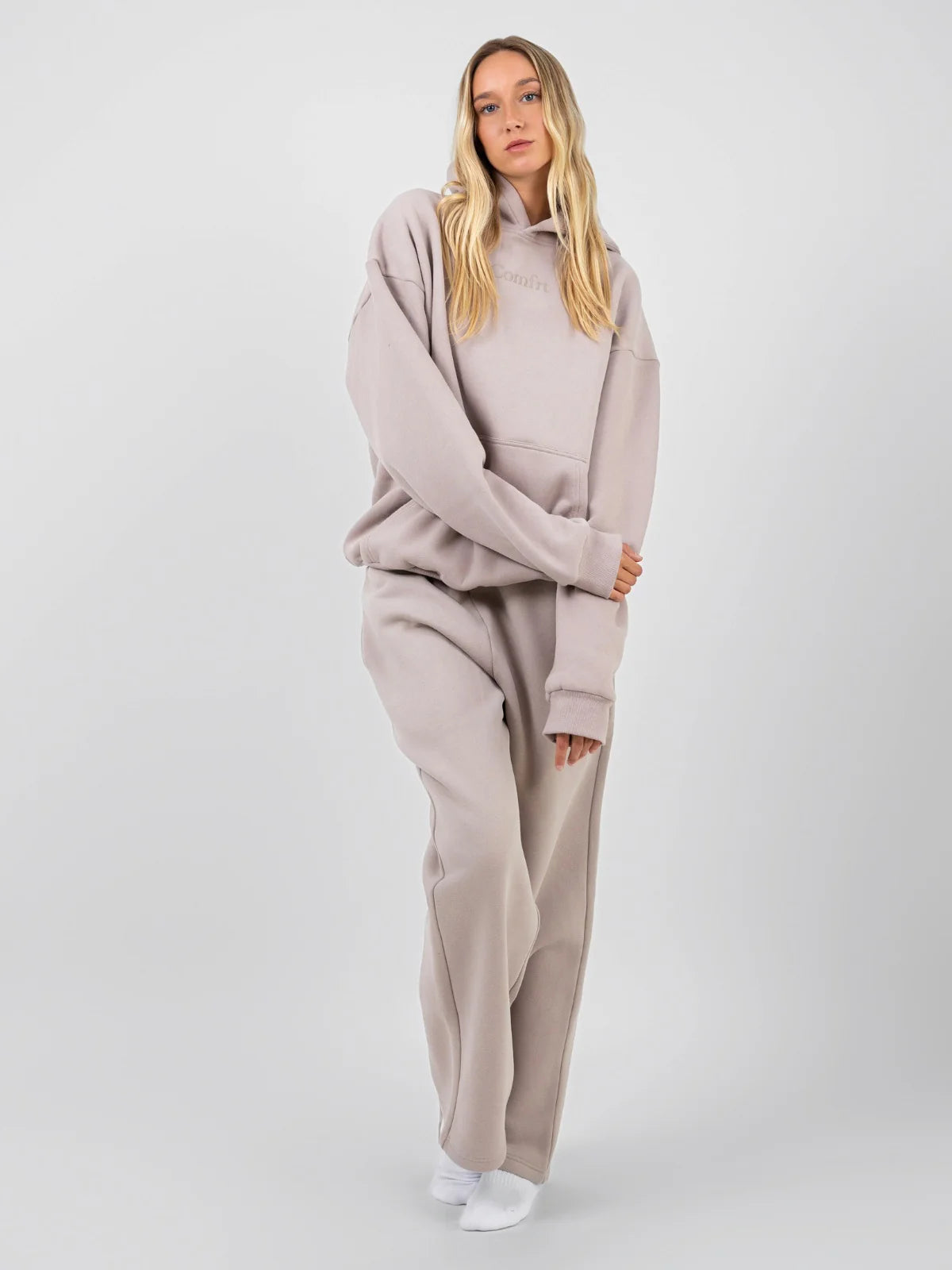 Comfrt Signature Straight Leg Sweatpants